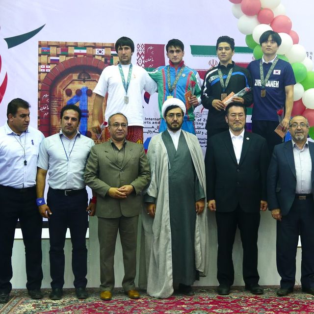 한얼 주르카네 레슬링 공동 3위 동메달을 획득하다.