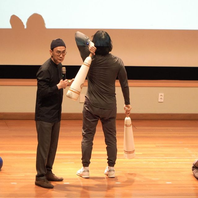 페르시안밀이 가지는 고대진자운동으로서의 효과를 김주환 교수님이 설명하셨습니다
