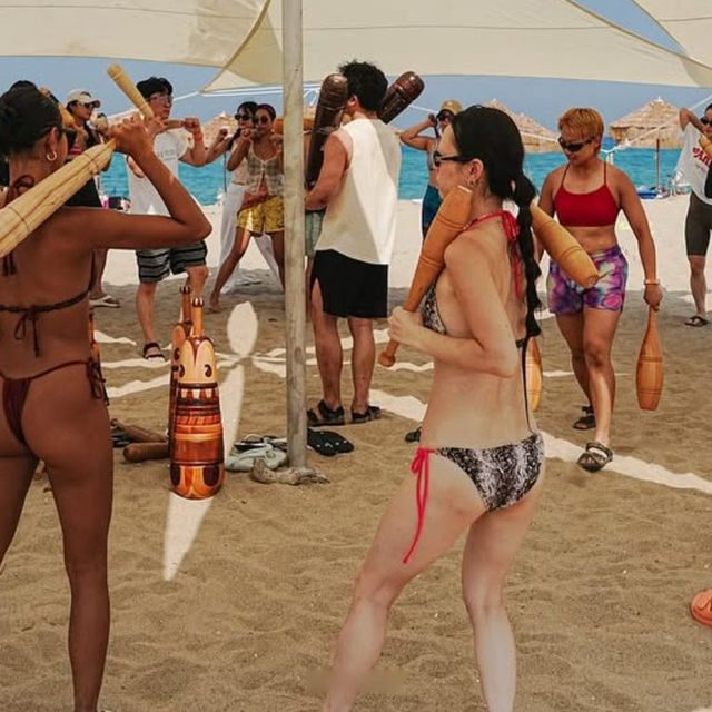 바다를 바라보며 페르시안밀을 휘두르며 함께 힘을 나누는 시간이었습니다.