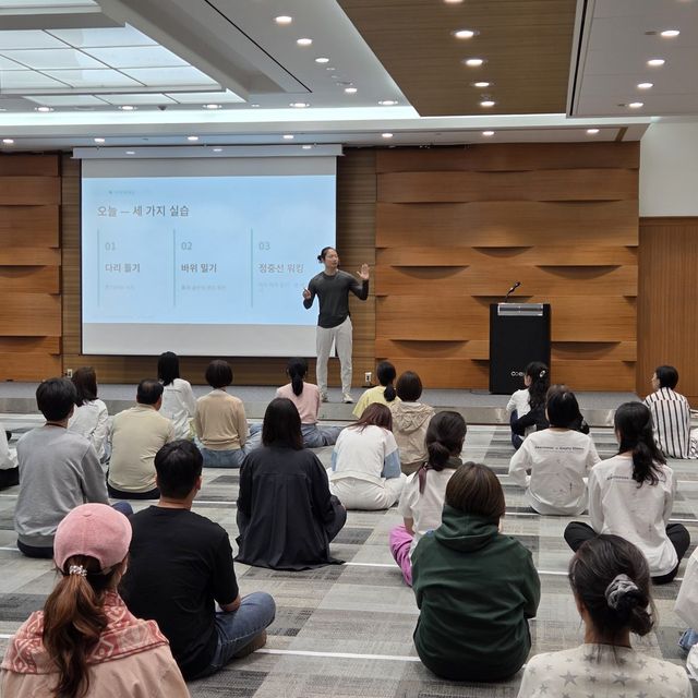 걷기 실습을 단계별로 나누어 교육했습니다