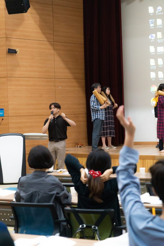움직임 명상의 하나로서 고대운동이 알려진 날로 기억됩니다