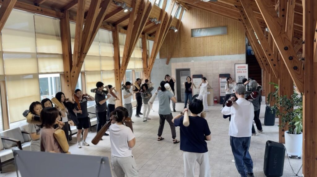 6기 리트릿 연수 중 고대운동 실습을 했습니다