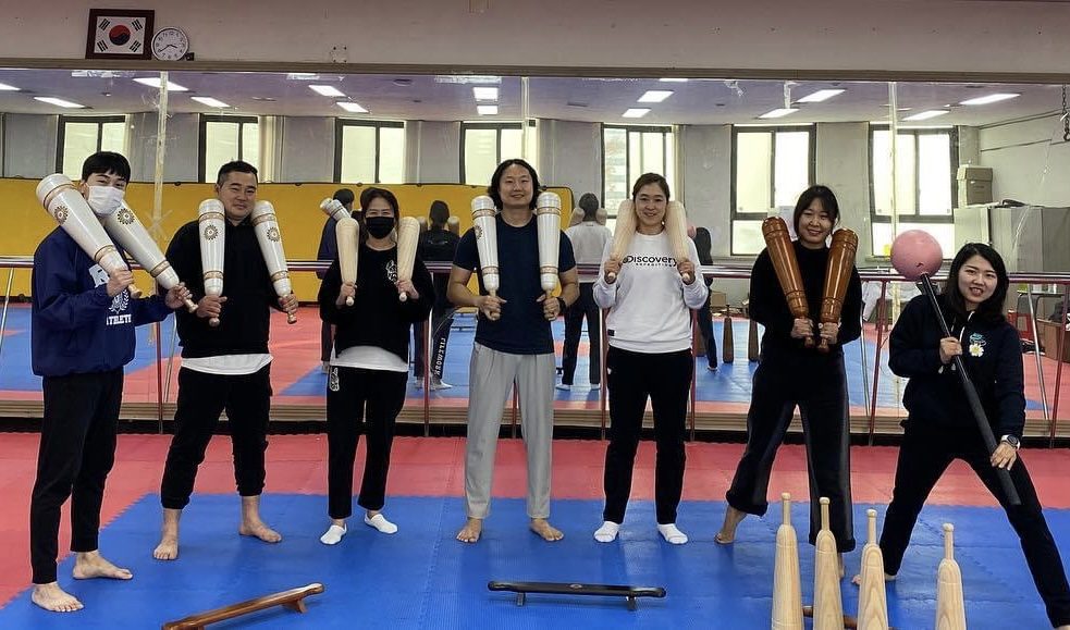 고대운동에 관한 이론과 실기를 모두 강의했습니다.